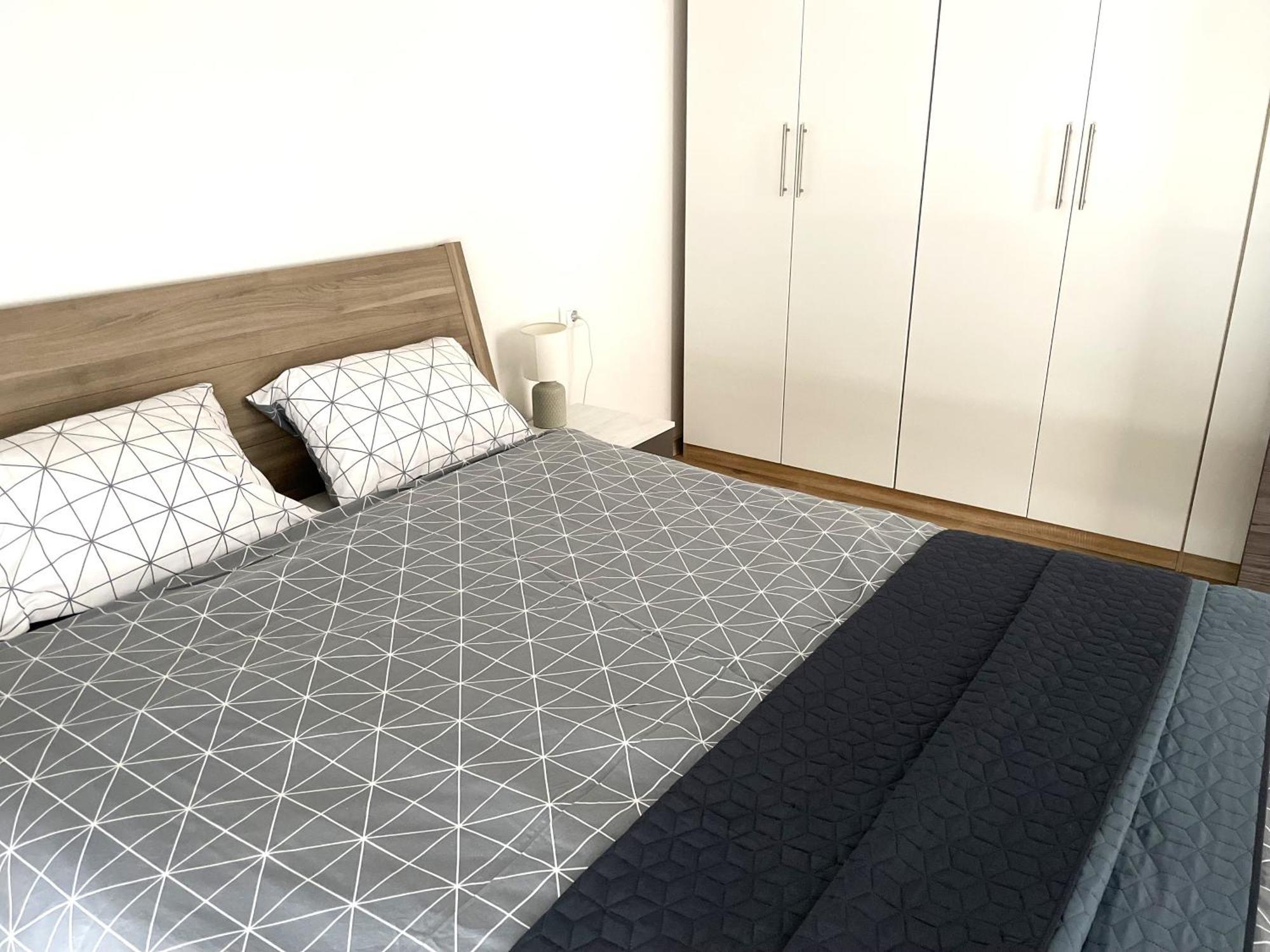 Giovanna With Terrace And Free Parking Apartment